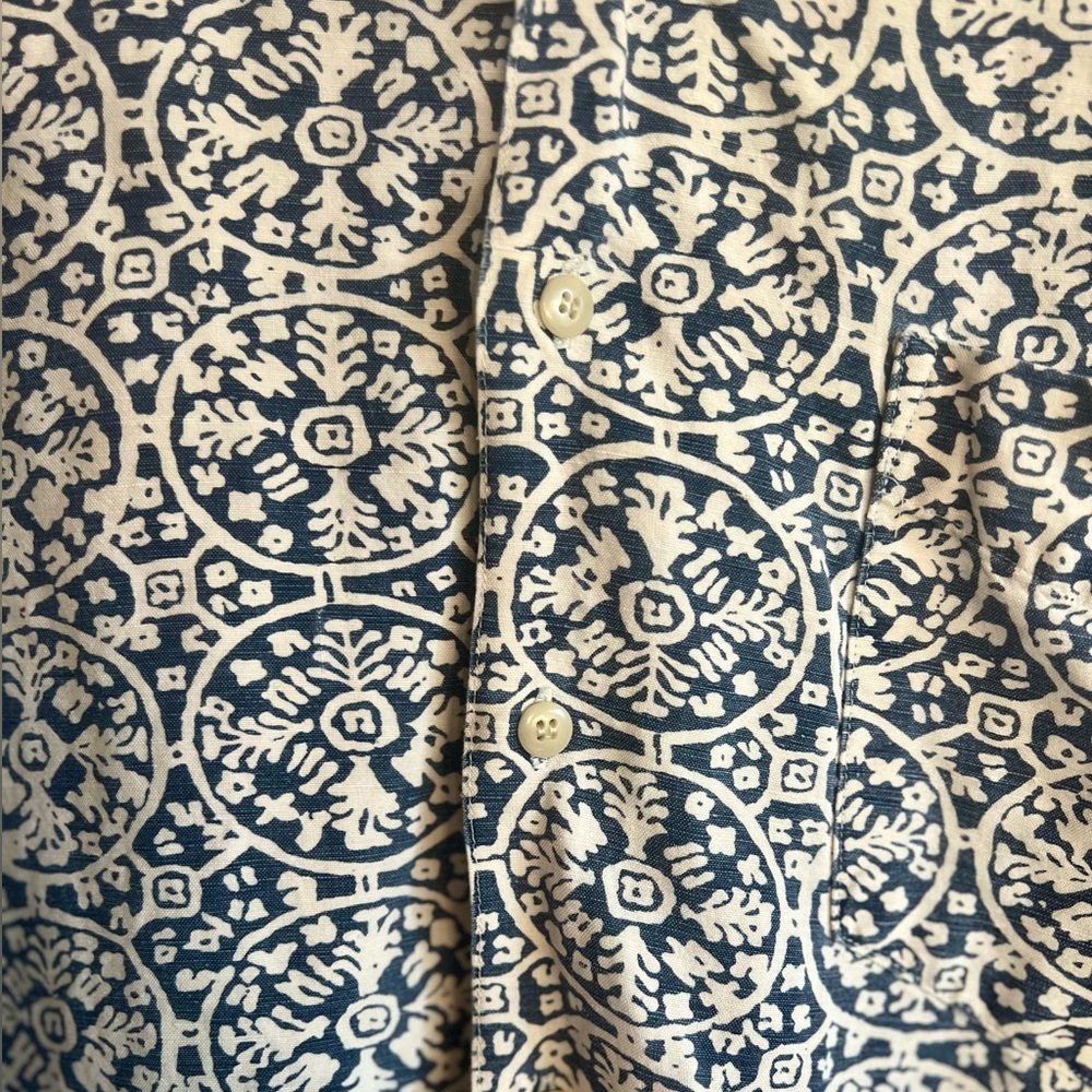 Gap Linen Button Down - image 4